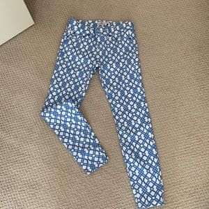 Vineyard vines blue and white lattice patterned pants